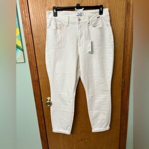 Judy Blue size 16W high waist white boyfriend fit crops NWT